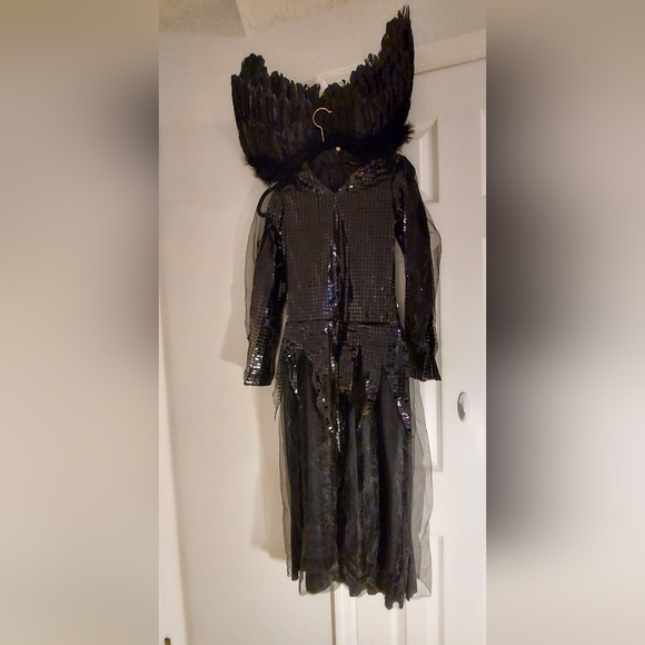 Tween/Teen Queen Ravenna of Snow White & The Huntsman costume - Picture 3 of 5